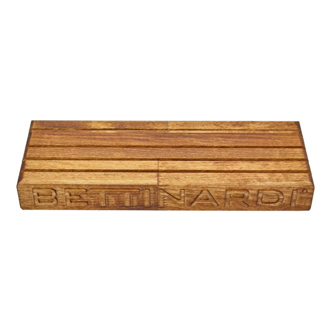 HAND-CRAFTED BETTINARDI BALL MARKER / DIVOT TOOL DISPLAY