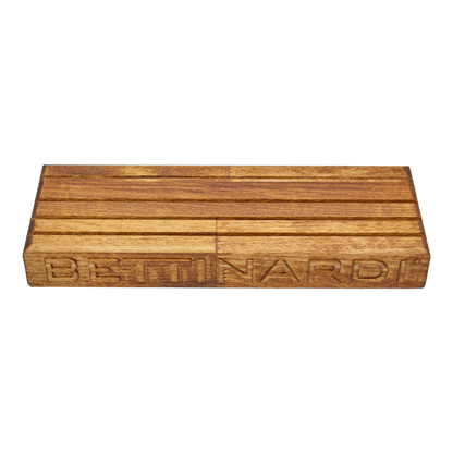 HAND-CRAFTED BETTINARDI BALL MARKER / DIVOT TOOL DISPLAY